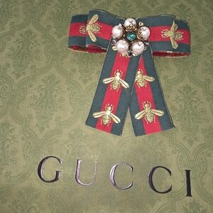 Authentic Gucci Green and Red Booch/ Hair Accessory From The Bee Collection